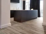 28815 22014 vv426 00854 room