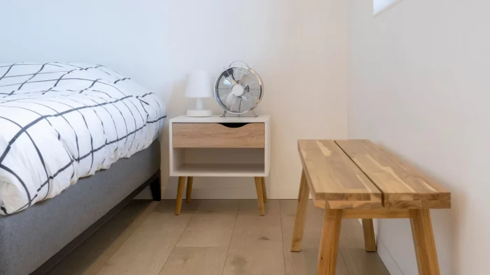 50 LVRE 110 evp vinyl flooring roomscene 1