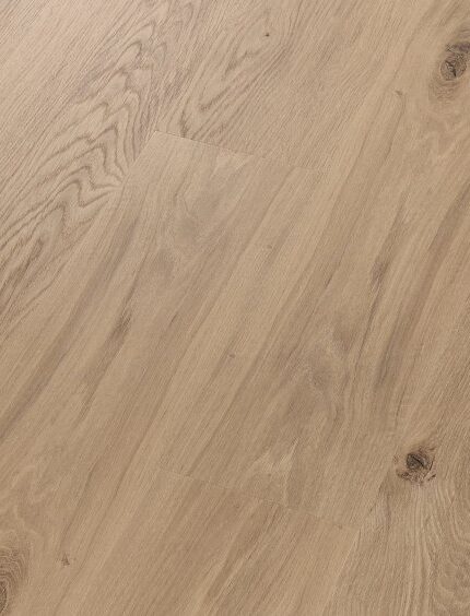 UU002 04356 ANGLED
