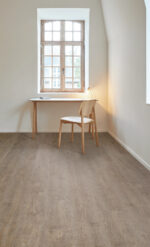 VV153 09605 ROOM