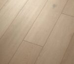 VV583 01213 ANGLED