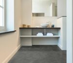 VV687 10313 ROOM