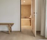 VV827 02756 ROOM