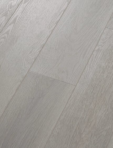 VV828 02995 ANGLED