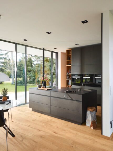 8921 HD400 ultramattlackiert Ambiente 02 600x900 1