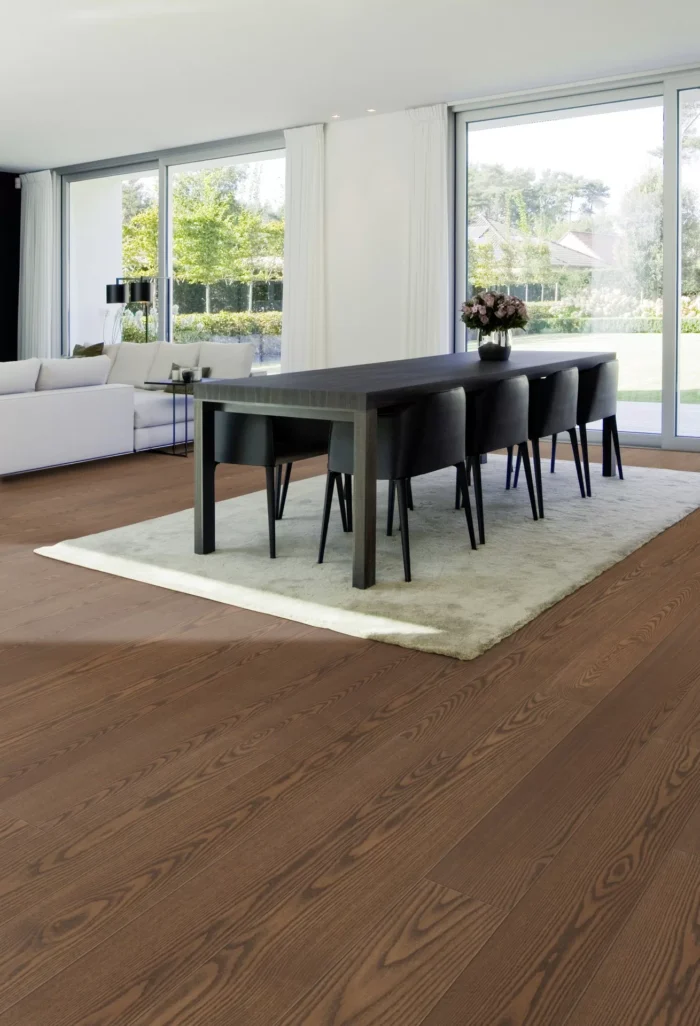 Deluxe Cinnamon Triba Premium Dining room