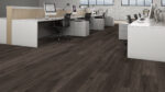 rustic matt laquered black oak laminat parke 56137